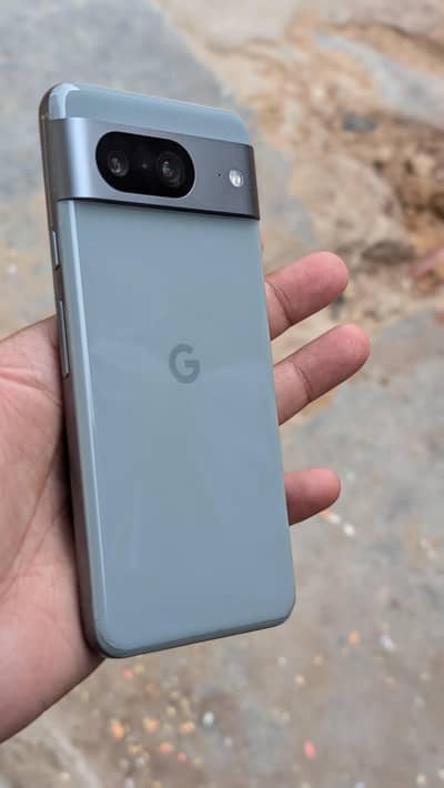 Google Pixel 8