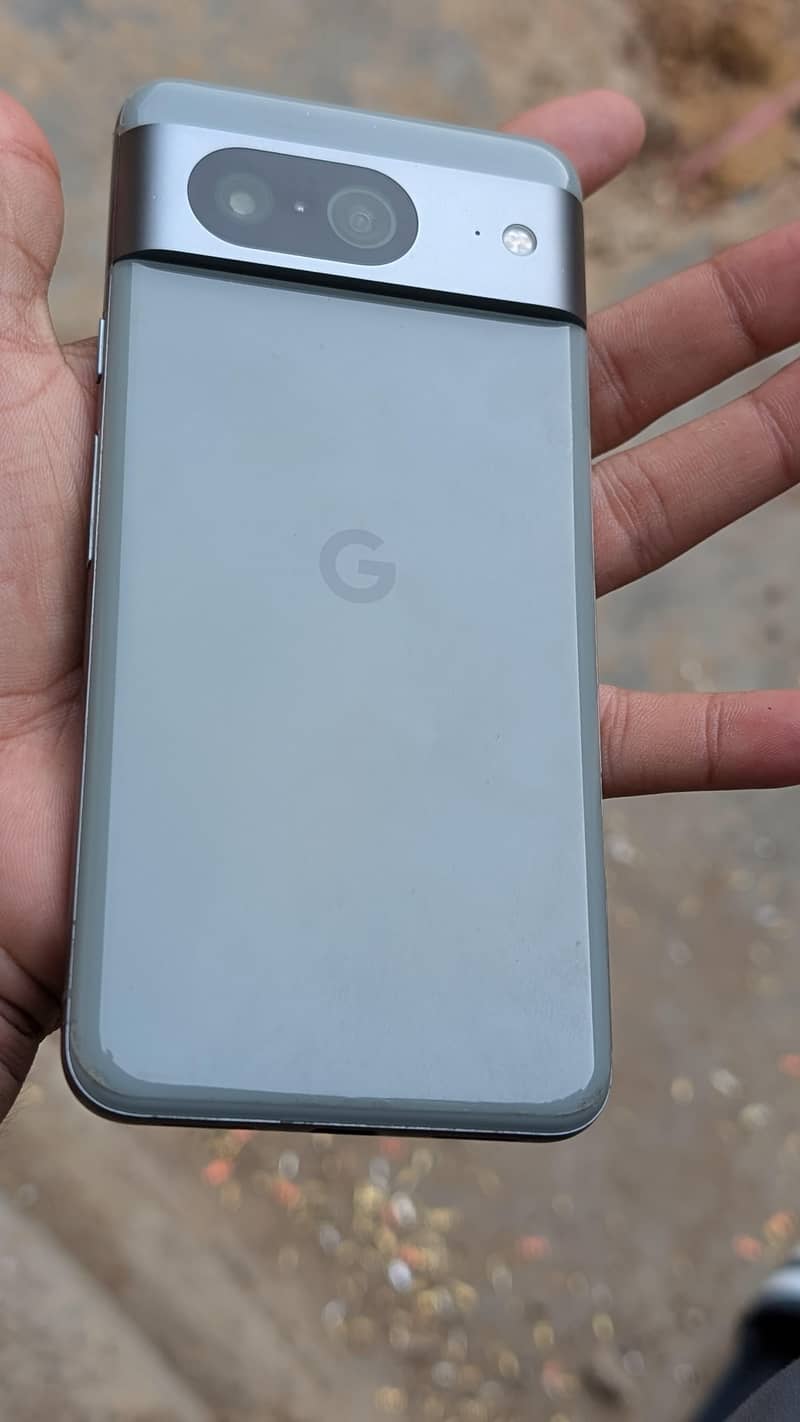 Google Pixel 8 5