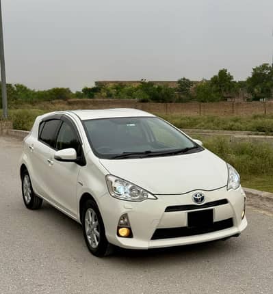 Toyota Aqua G Soft Leather Selction