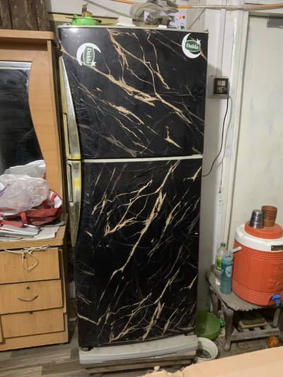 14 Cbf Dawalance refrigerator
