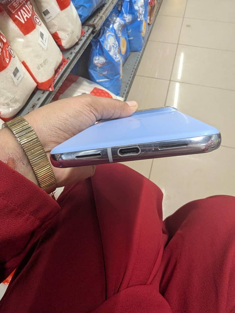 Google Pixel 8 Pro 4