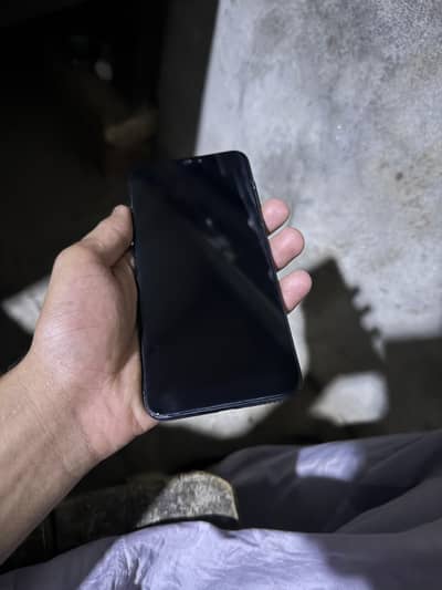 Honor 8C