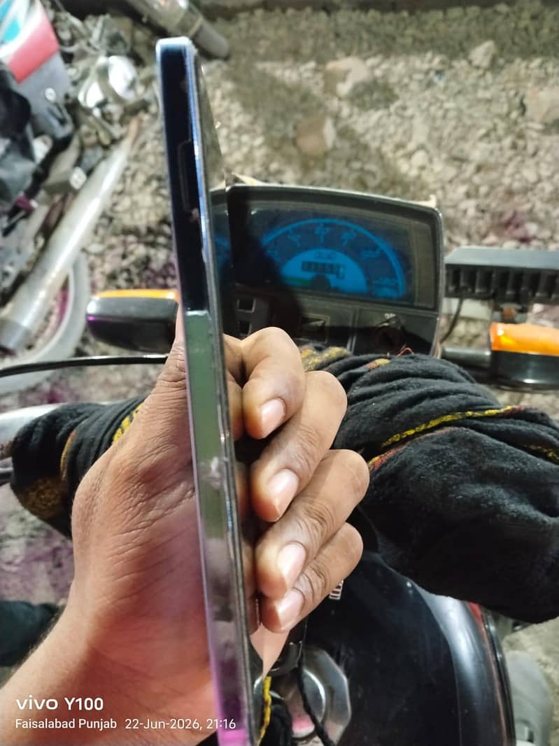 Tecno CAMON 20 Pro 3