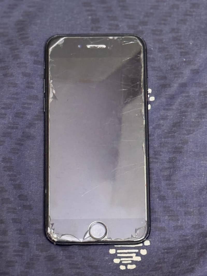 Apple iPhone 7 1