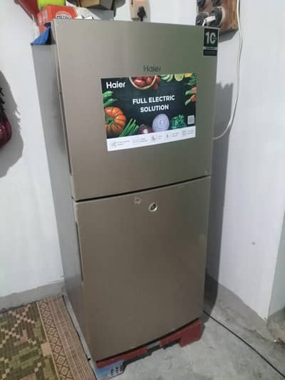 Haier fridge Freezer For sale
