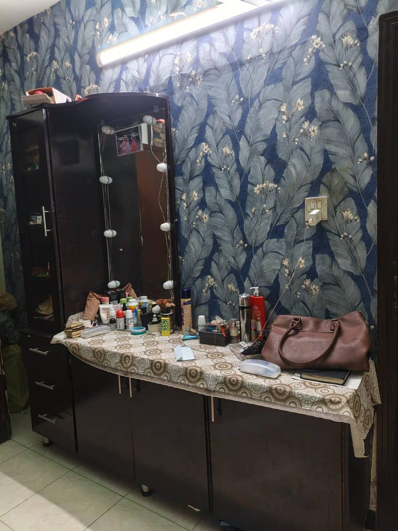 Dressing Table 1
