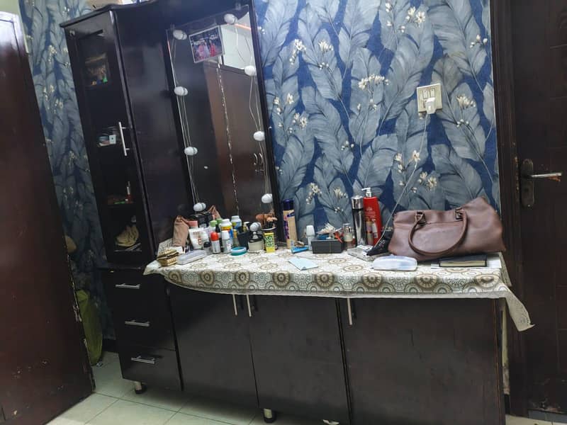 Dressing Table 2