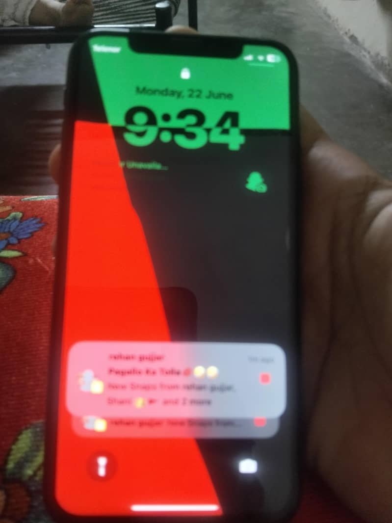 Apple iPhone X 3