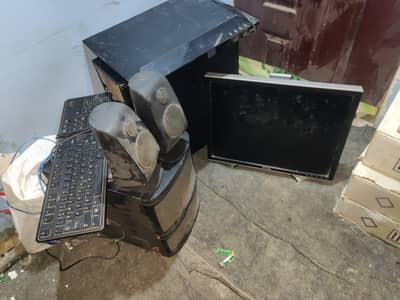 pc/ LCD/DVD /Speakers