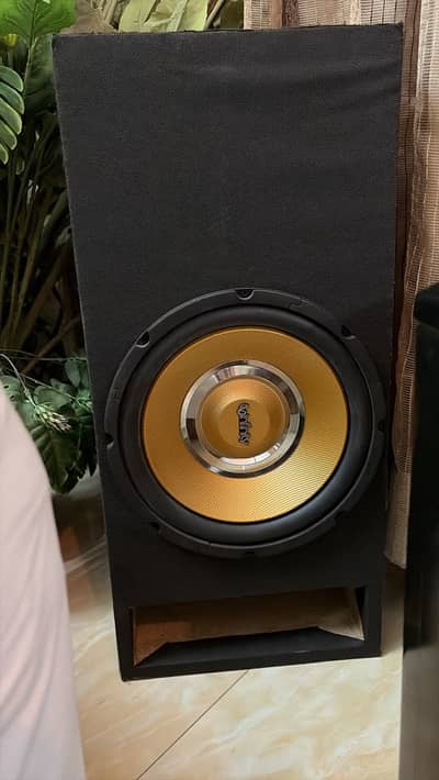Infinity bass tube