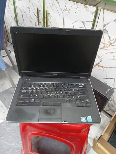 DELL LAPTOP