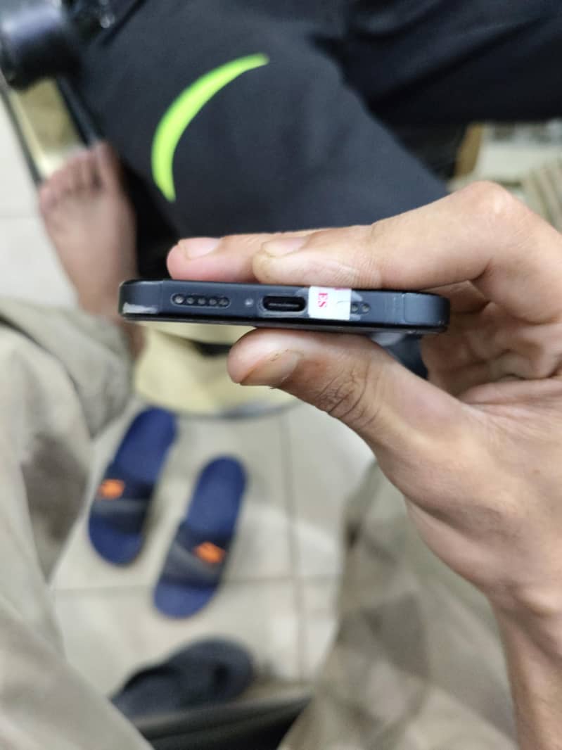 Apple iPhone 15 2