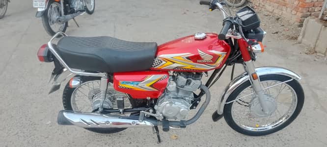 Honda 125 2025 model for sell 10-10 condition