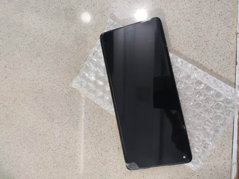 one plus 8 only panel 4