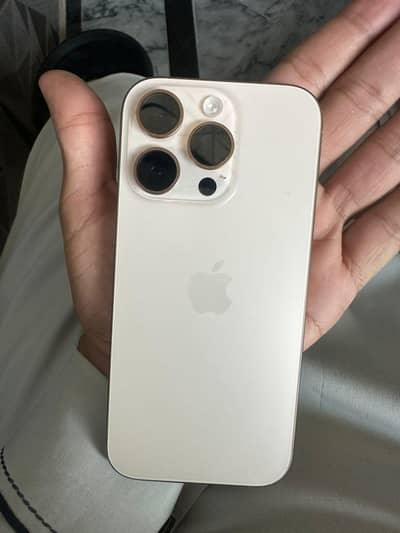 Apple iPhone 16 Pro
