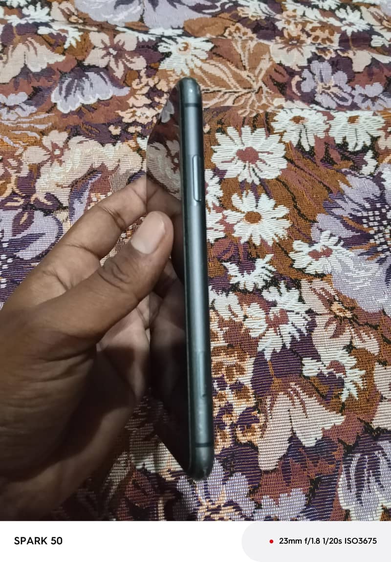 Apple iPhone 11 2