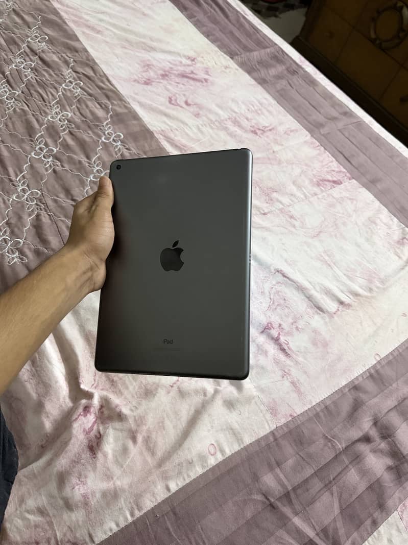 Ipad 8th generation 1