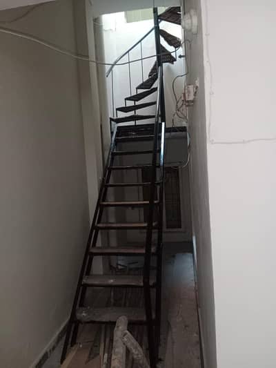 5 marla 1st floor for rent mia rasheed road canalbnk scheem lahore