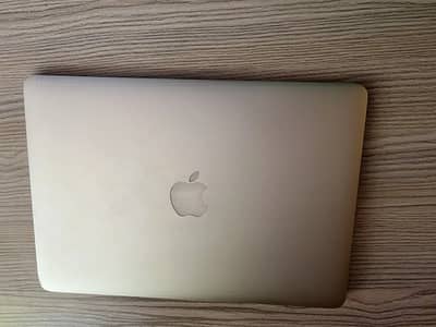 Macbook Air (13-inch, Early 2015)