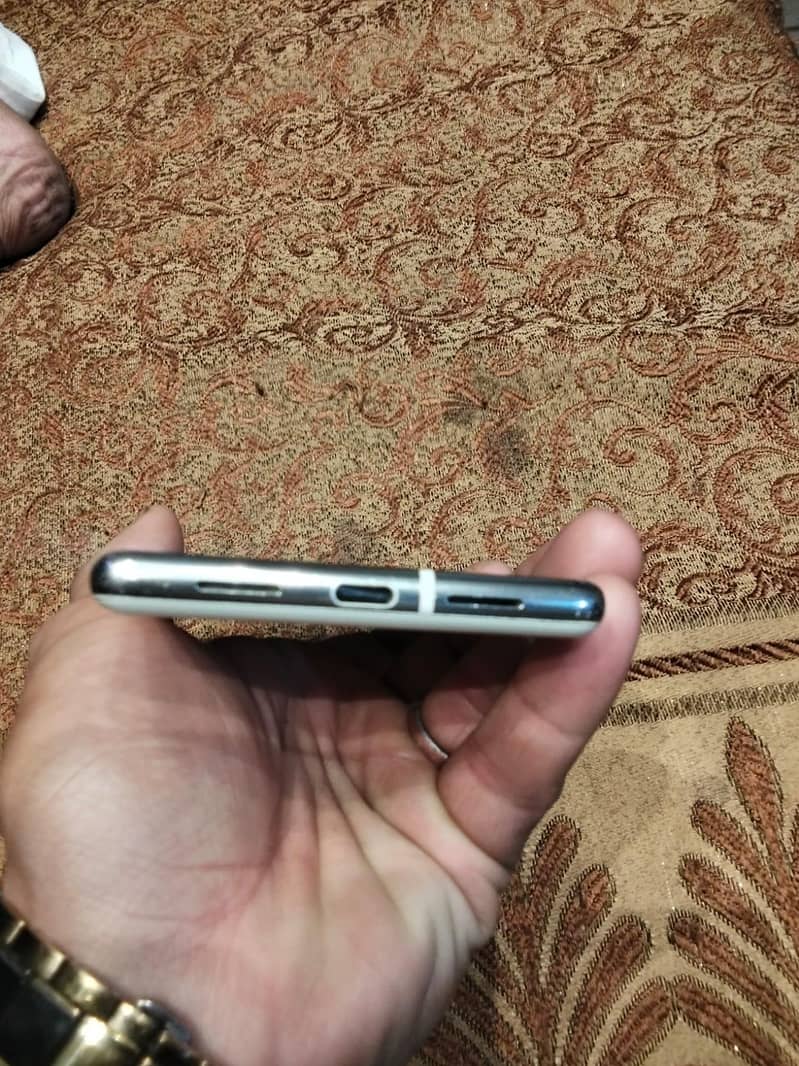 Google Pixel 6 Pro 2