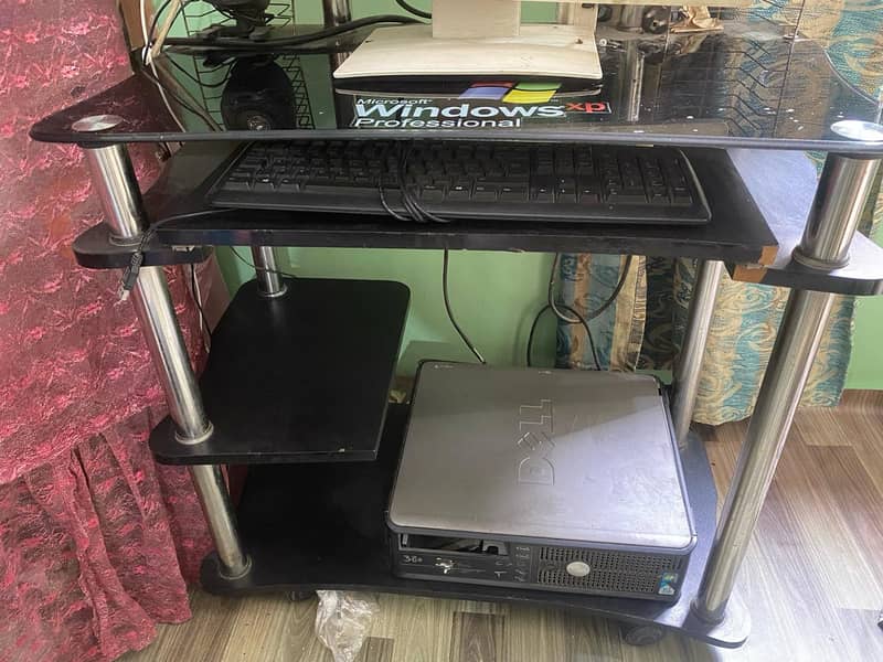 computer Table 2