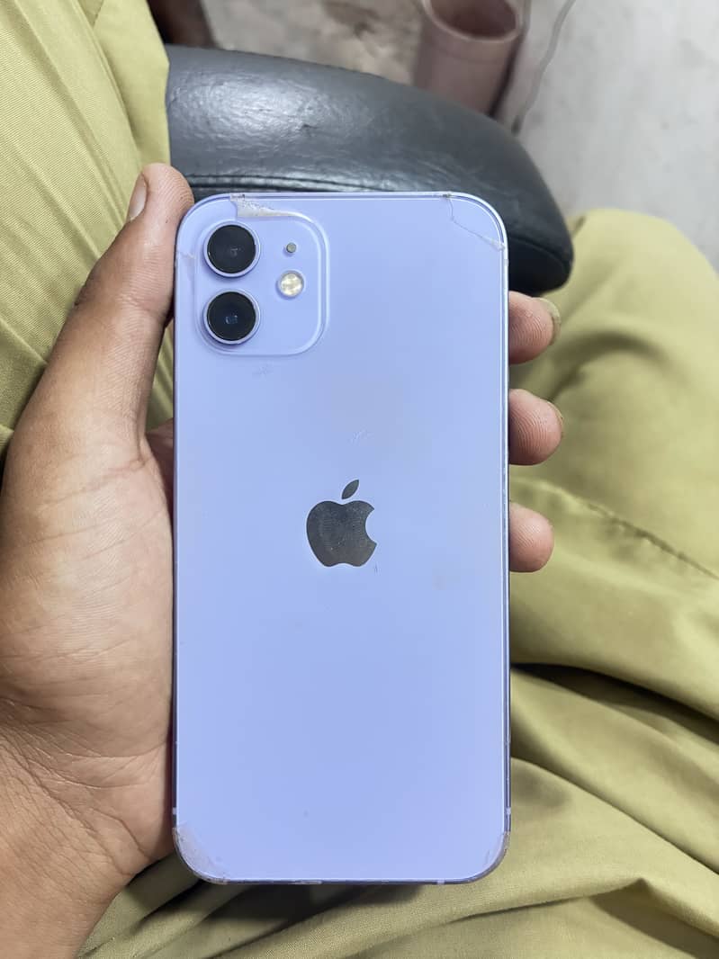 Apple iPhone 12 2