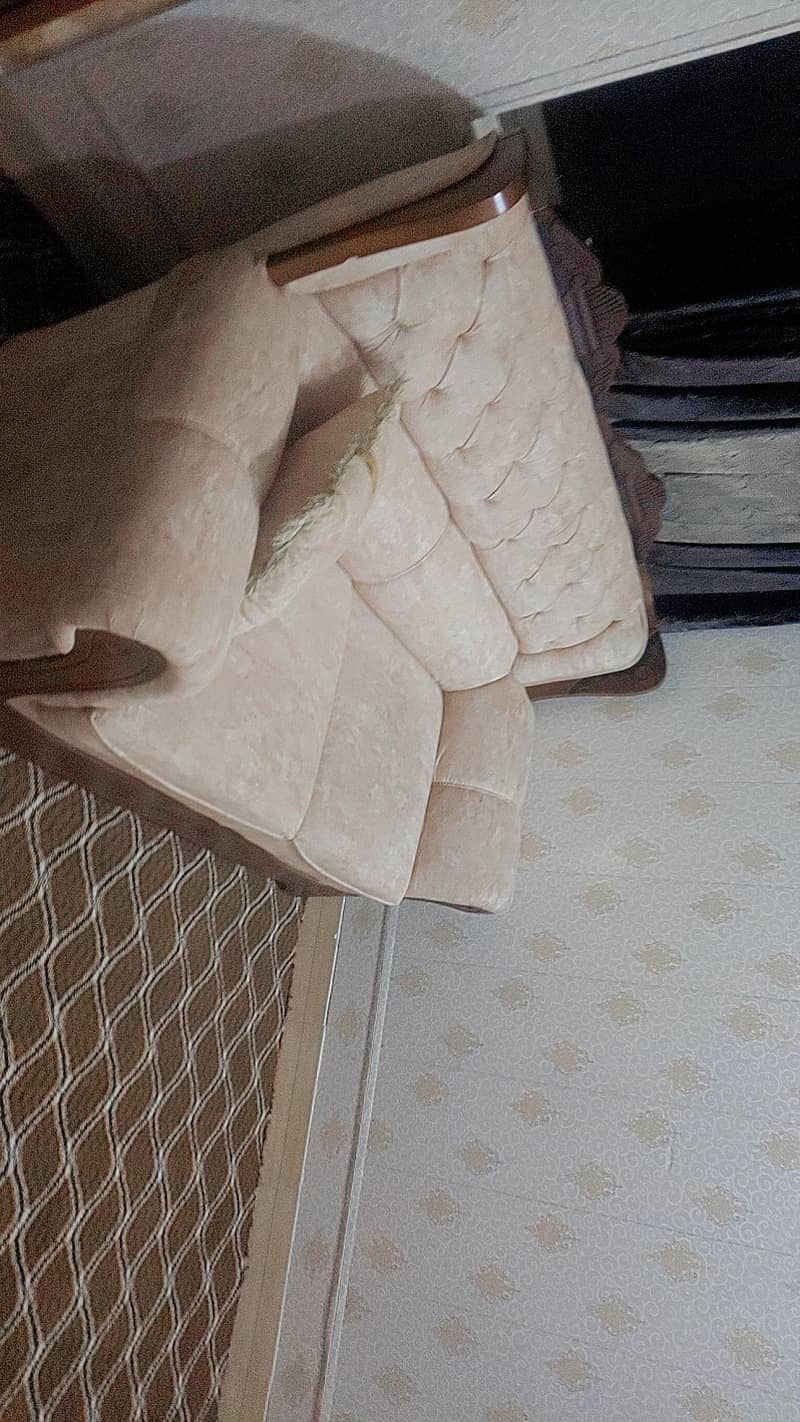 2 seater sofas 0