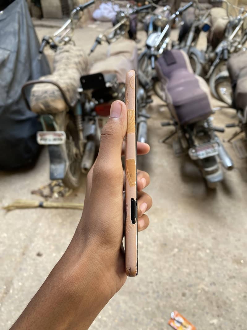 Google Pixel 4a(5g) 3