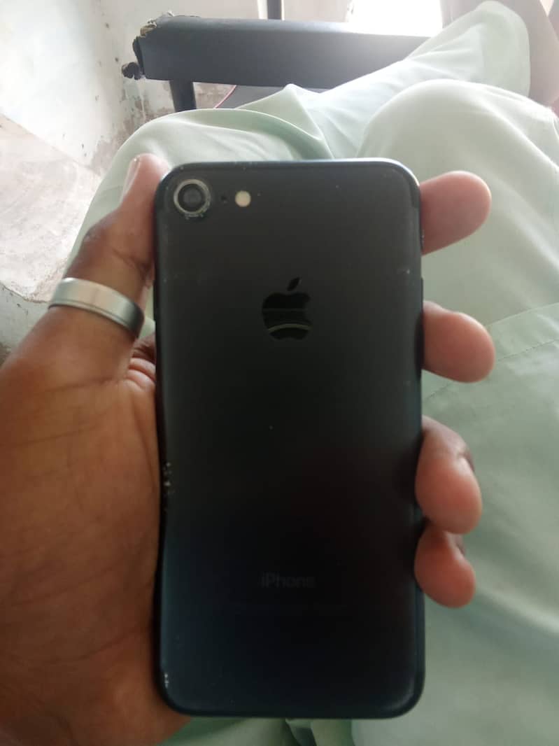 iPhone 7 0