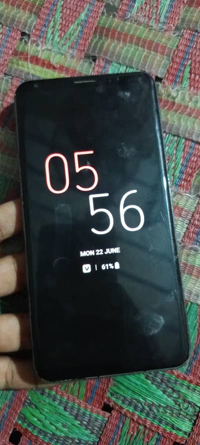 LG V30