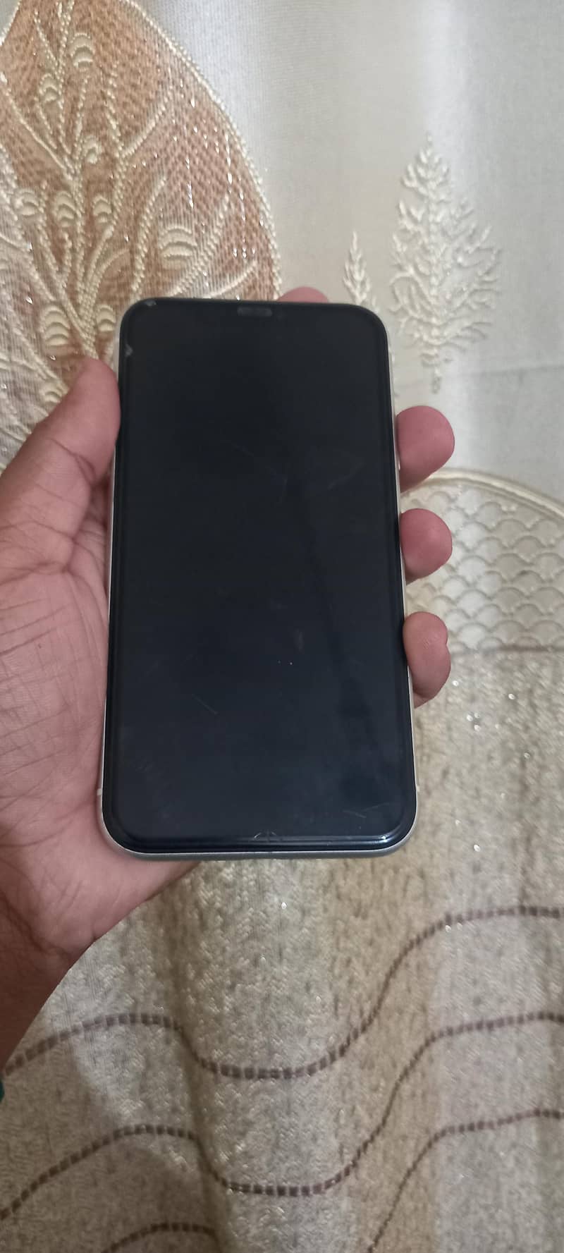 Apple iPhone 11 3
