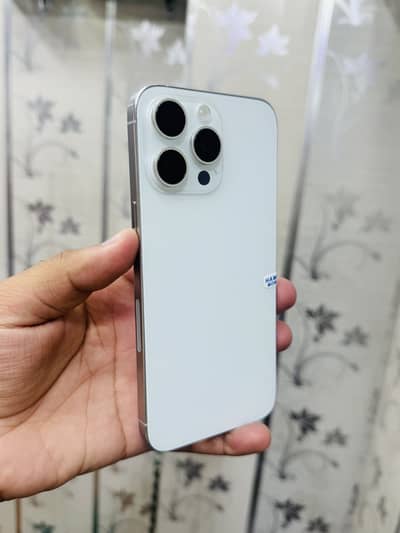 I phone 15 promax jv 100 battery 65 cc  10/10 condition waterpack