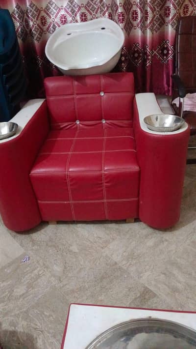 Shampooo unit & Pedicure  sofa