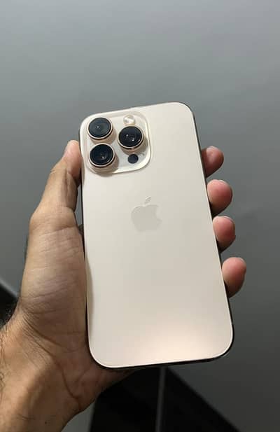Apple iPhone 16 Pro
