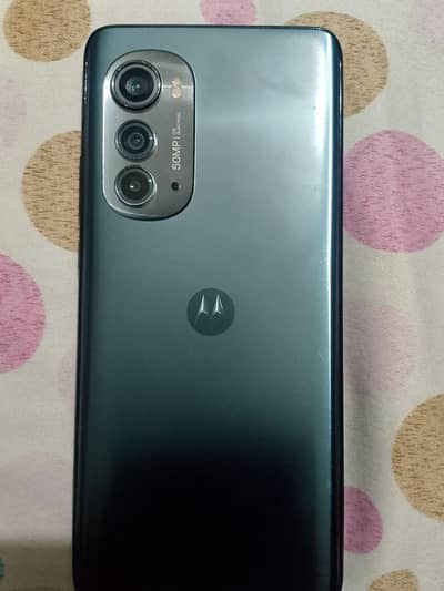 Motorola Edge (2022)