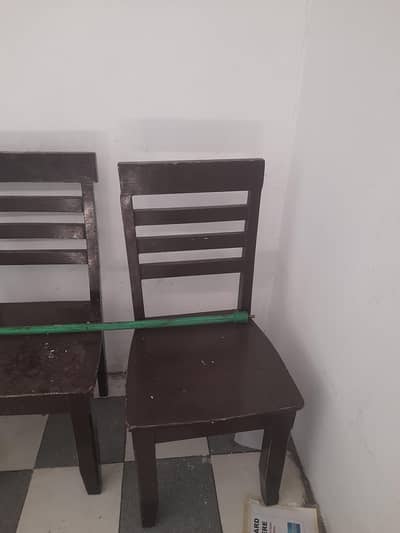 Resturant Tae and Chairs for Sale 0.3. 2.7 4.9.9. 9.9.2. 2