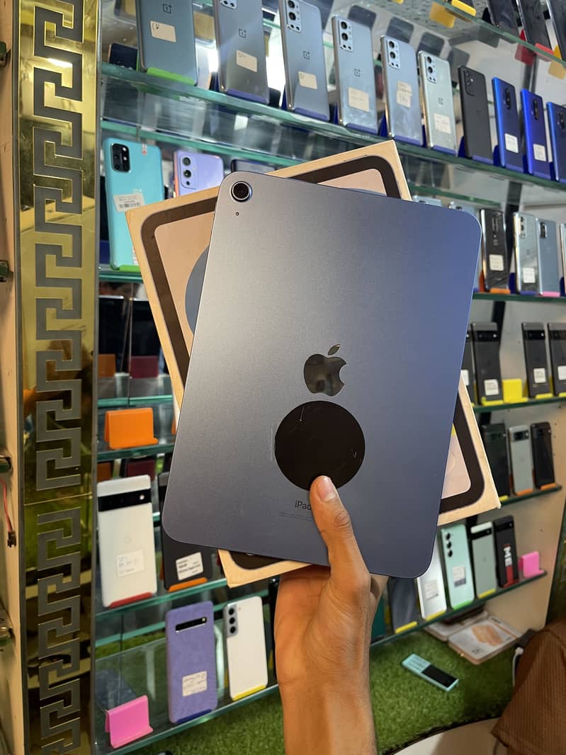 Ipad 10th generation complete box 0