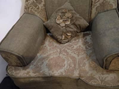 Used Sofa set 5 seater