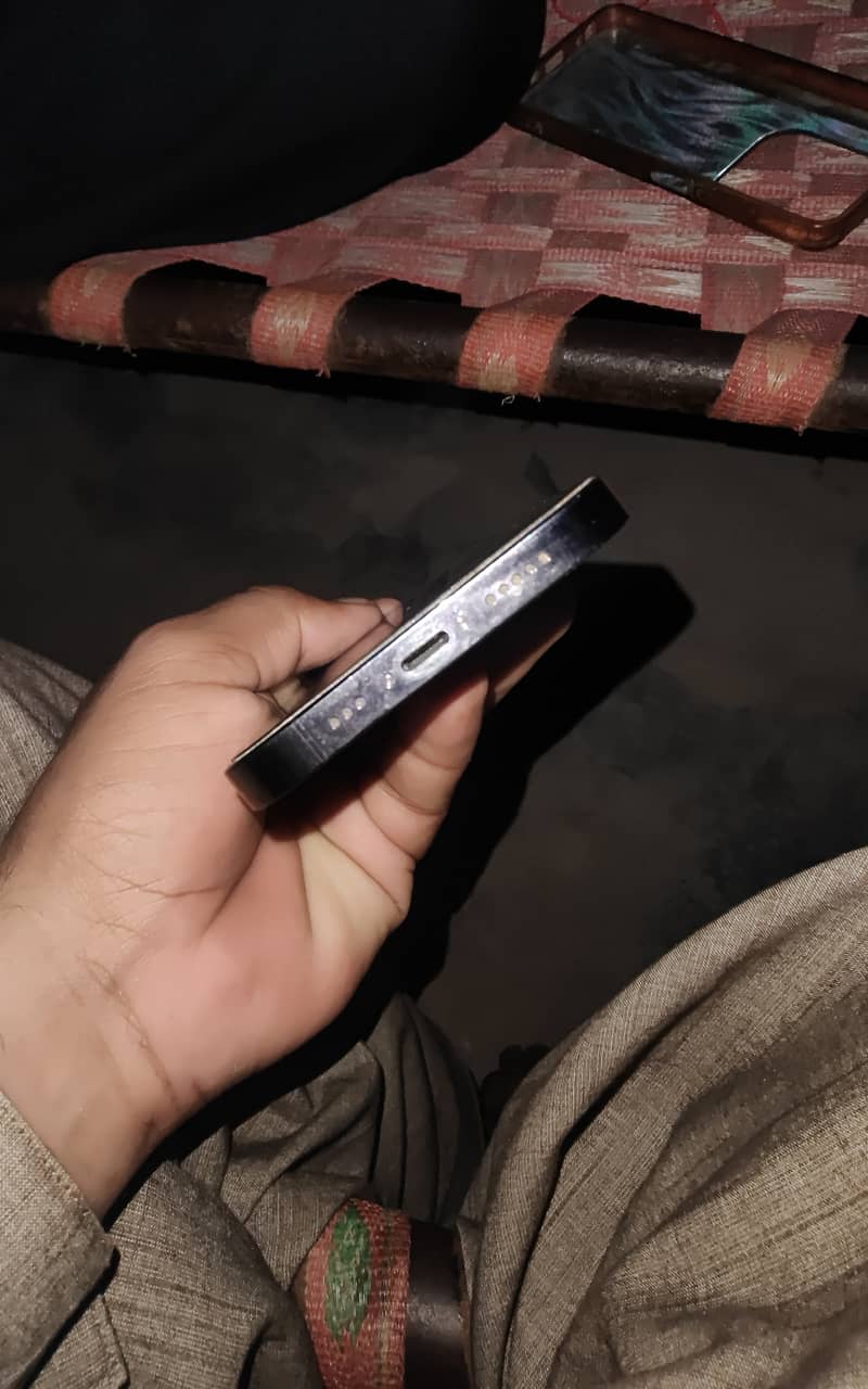 solid phone 4