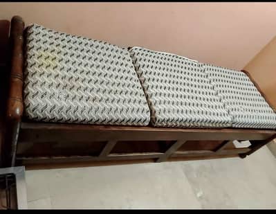 Sethi for sale 3 Seater