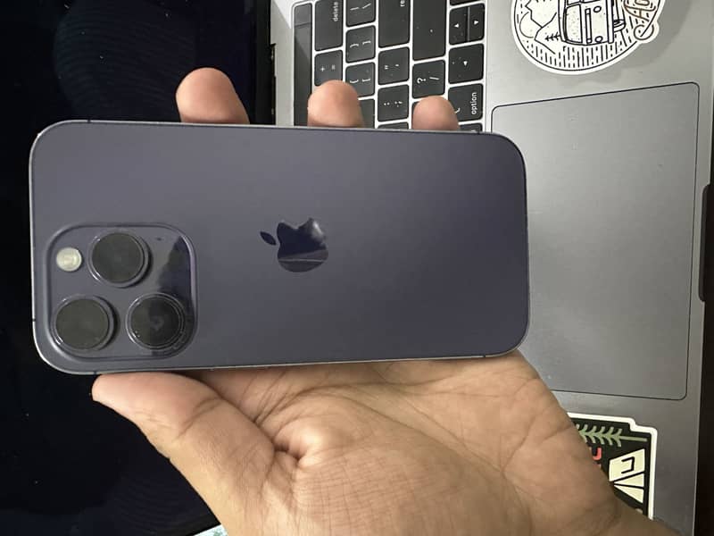 Apple iPhone 14 Pro 4