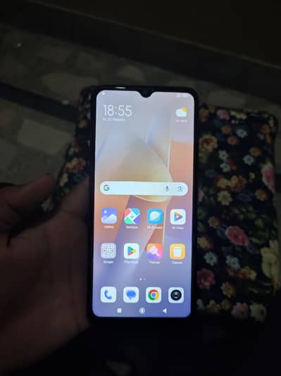 Xiaomi Redmi 12C.   6/128