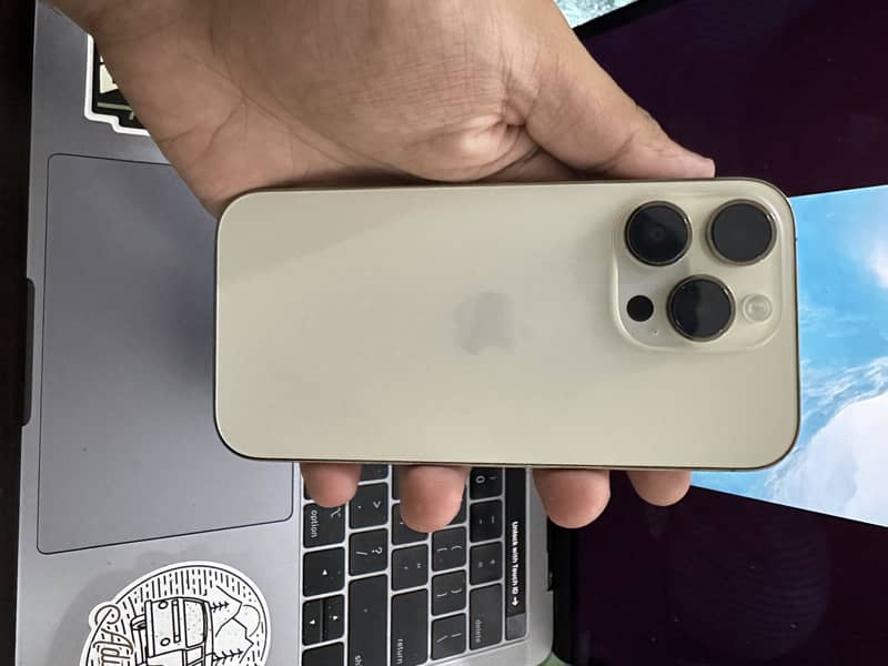 Apple iPhone 14 Pro 4