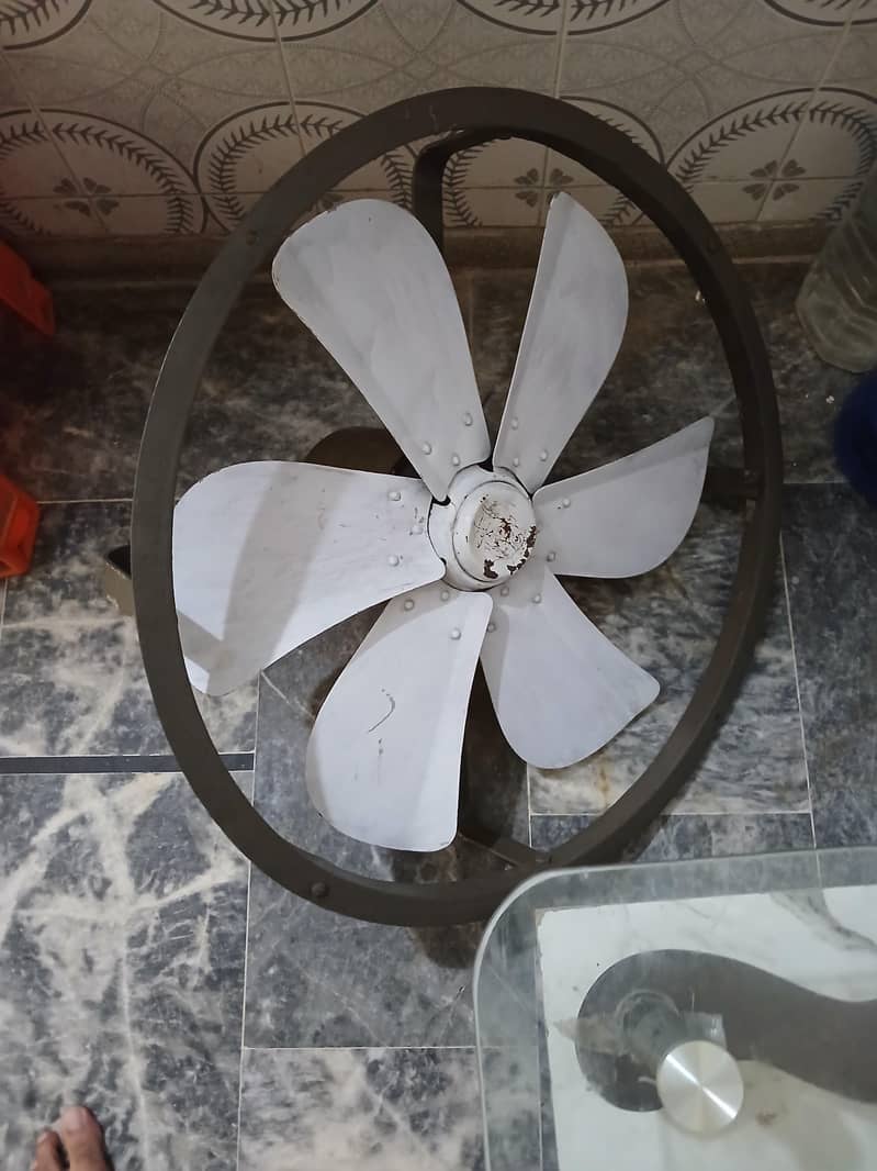 Exhust Fan 1