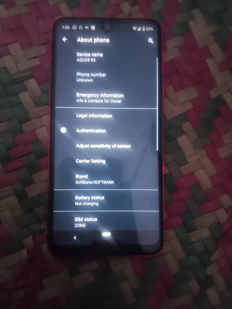 Sharp Aquos R3 1