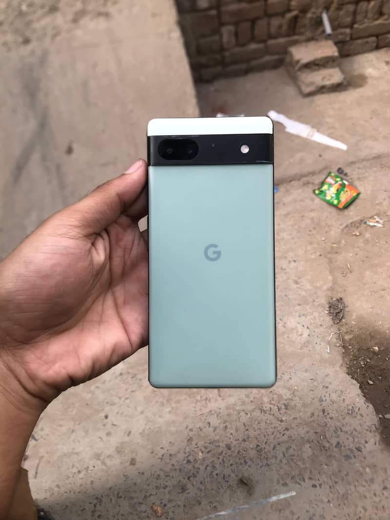 Google Pixel 6a 1