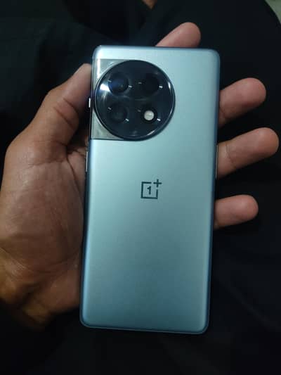 One Plus 11R