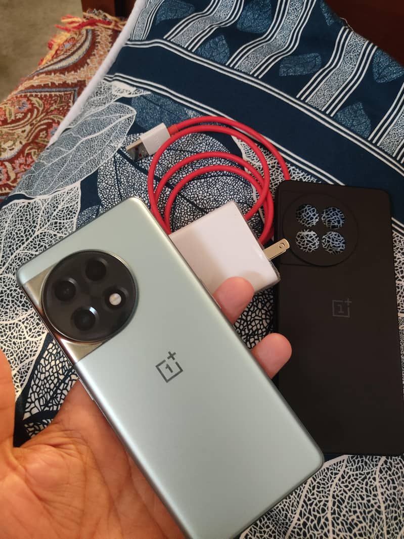 One Plus 11R 4