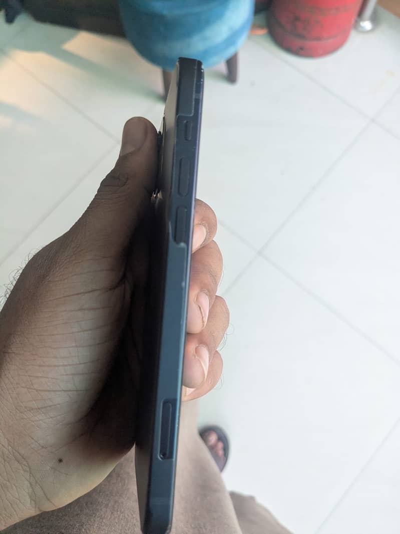 Apple iPhone 12 2