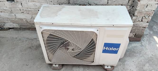 A good condition Haier DC inverter for sale